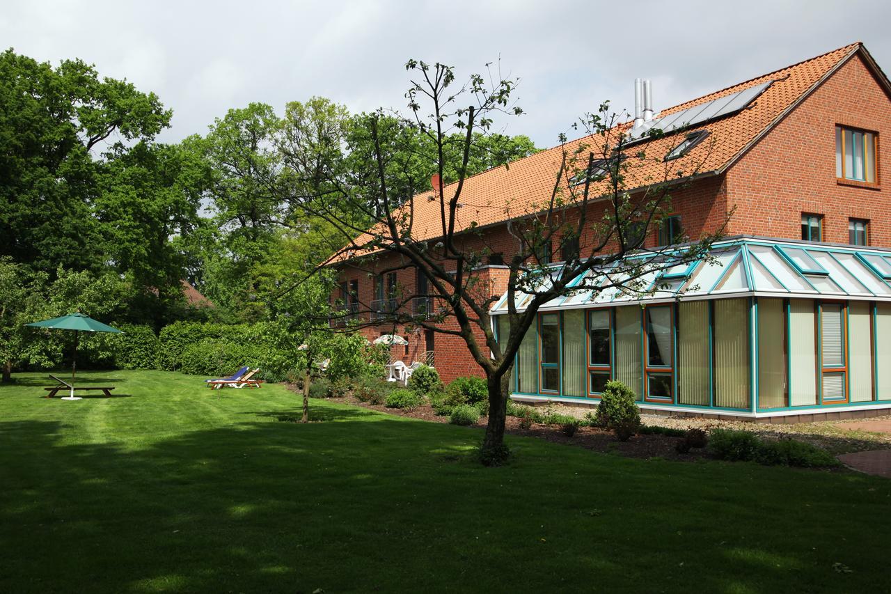 Hanken Hof Gastehaus Muller Gross Oesingen Buitenkant foto