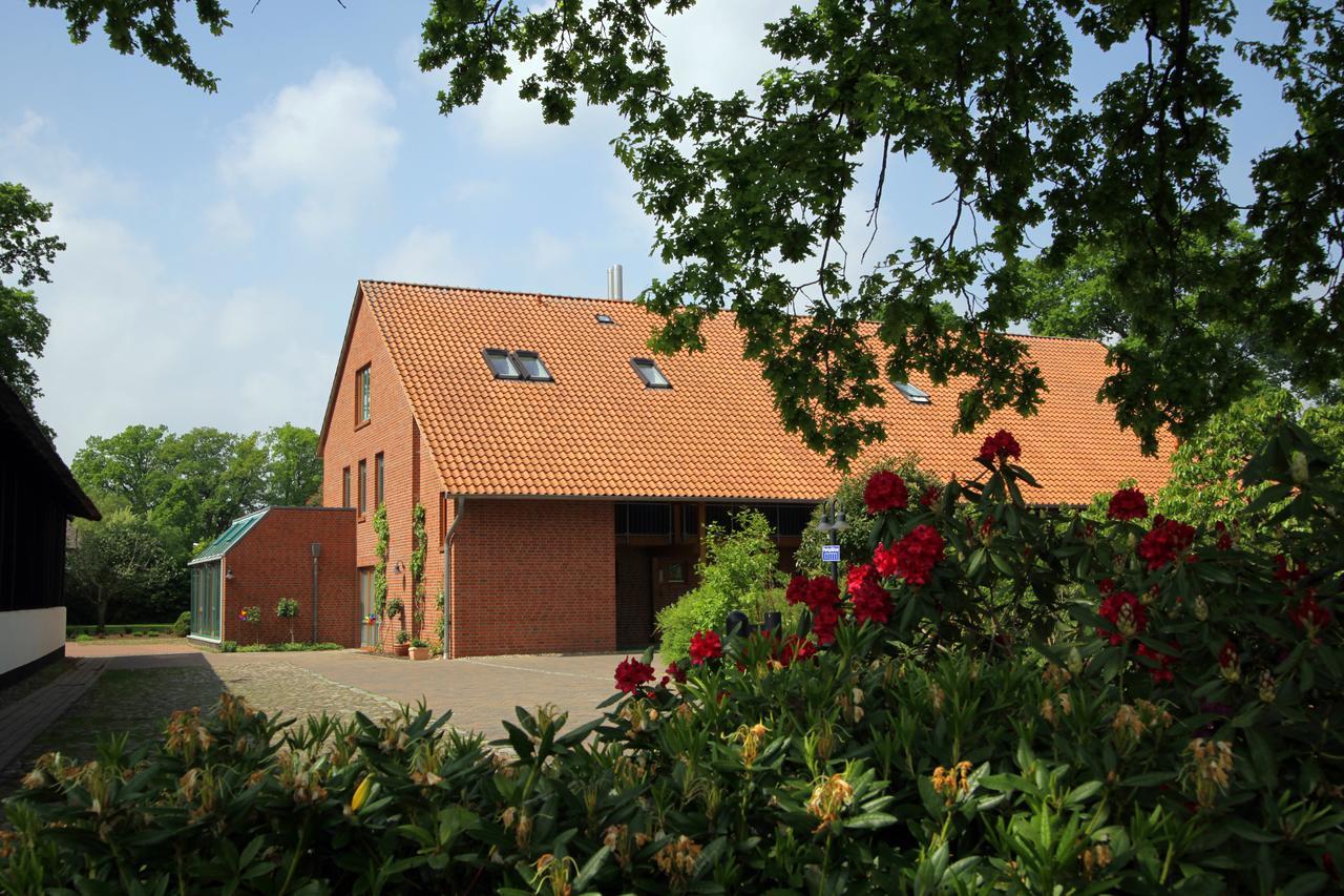 Hanken Hof Gastehaus Muller Gross Oesingen Buitenkant foto