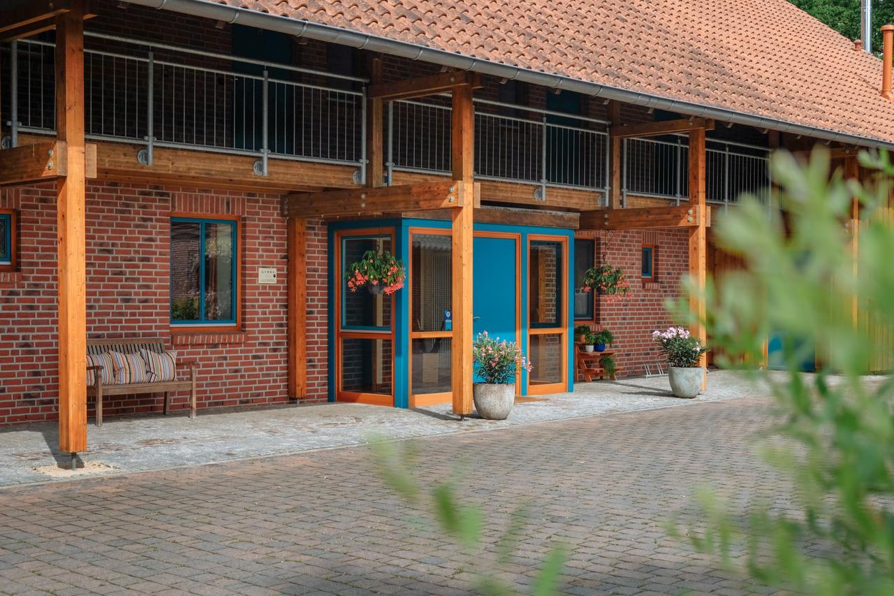 Hanken Hof Gastehaus Muller Gross Oesingen Buitenkant foto