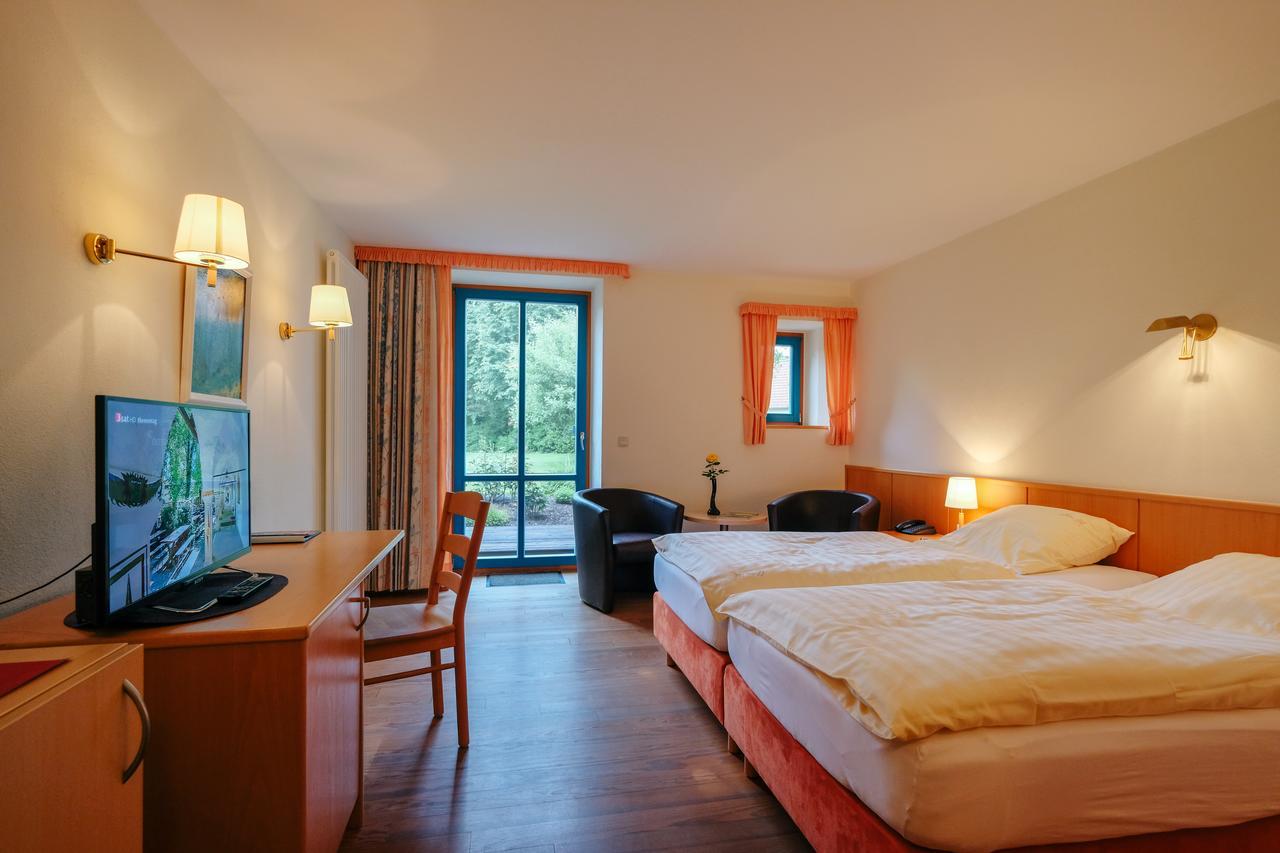 Hanken Hof Gastehaus Muller Gross Oesingen Buitenkant foto